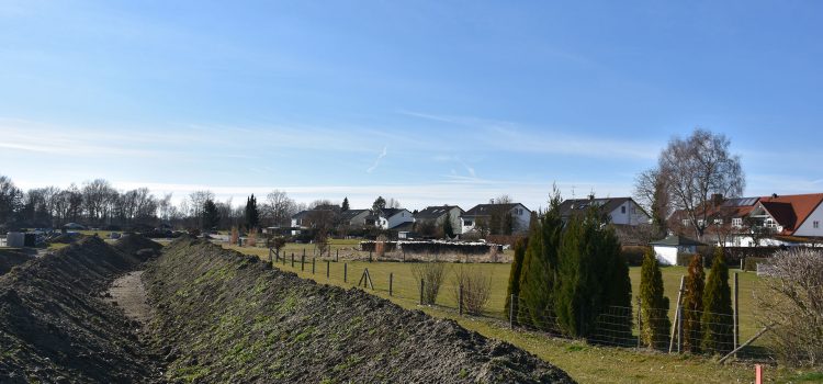 Baugebiet Thenner-See-Strasse - Anwohner Angst vor 1m Aufschüttung